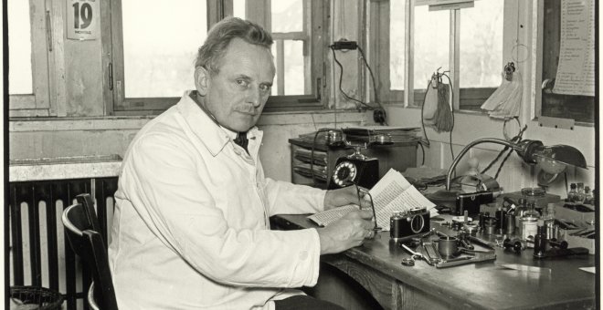 Oskar Barnack en plena faena,1934.- Leica Camera AG