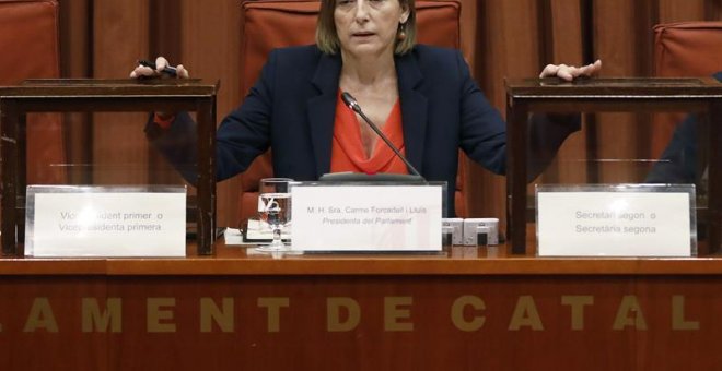 La presidenta del Parlament, Carme Forcadell. / ANDREU DALMAU (EFE)