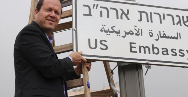 El lunes por la mañana el alcalde de Jerusalén se paseó por el barrio de Arnona. Nir Barakat, que ya no concurrirá a las próximas elecciones municipales porque quiere dar el salto a la gran política de la mano de Benjamín Netanyahu, supervisó el trabajo d