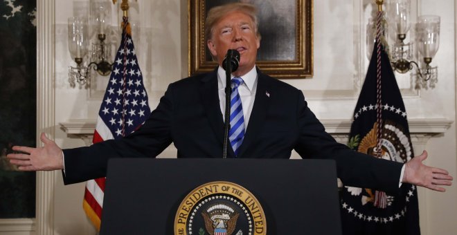 Donald Trump, presidente de EEUU, anuncia su decisión sobre el acuerdo nuclear de Irán en la Casa Blanca en Washington. REUTERS