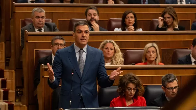 El presidente del Gobierno, Pedro Sánchez, interviene durante una sesión de control al Gobierno, en el Congreso de los Diputados, a 20 de marzo de 2024