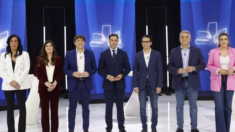 Los candidatos a lehendakari a su llegada a la sede de ETB para participar en un debate electoral en Bilbao, a 16 de abril de 2024.