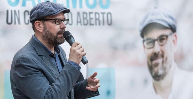 Alcalde de Santiago: "El PP está siendo equidistante entre la familia Franco y las víctimas del franquismo"