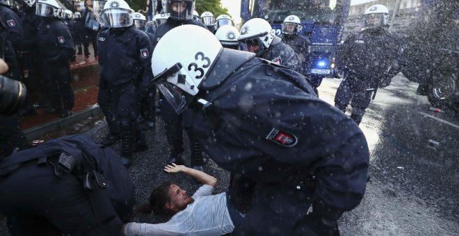 Graves disturbios y enfrentamientos en Hamburgo el día previo a la cumbre del G-20
