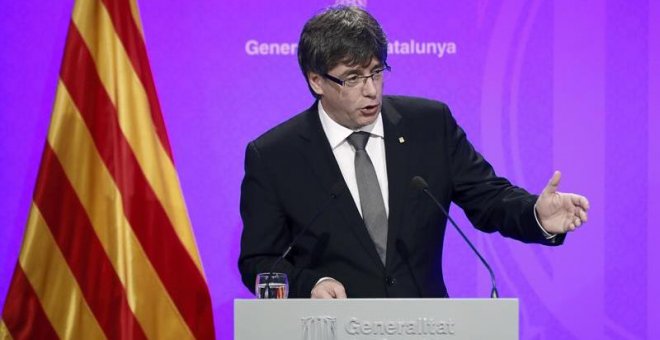 Puigdemont asegura que los consellers cesados "han decidido hacerse a un lado"