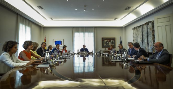 El Gobierno pide a Puigdemont que convoque elecciones si quiere consultar a los ciudadanos