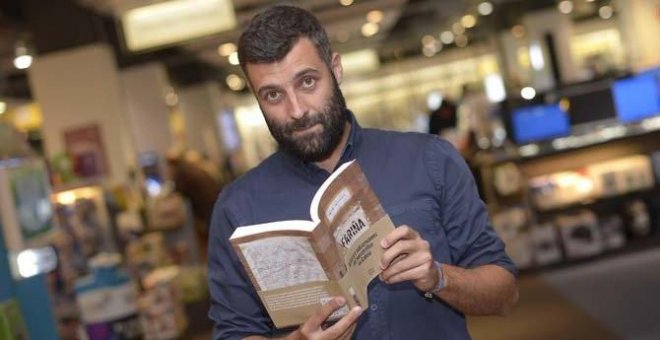 El libro 'Fariña' se vende en el mercado de segunda mano a precios que llegan a alcanzar los 300 euros