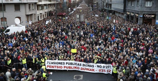 Feministas y pensionistas toman las calles vascas y conmueven al resto del Estado
