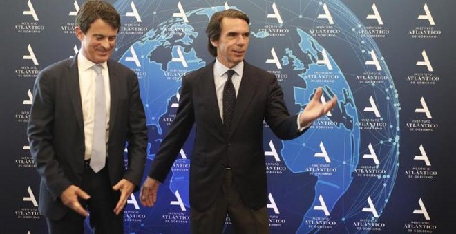 Valls, 'fichado' por Aznar para una charla, mantiene la incógnita sobre su futuro con Cs
