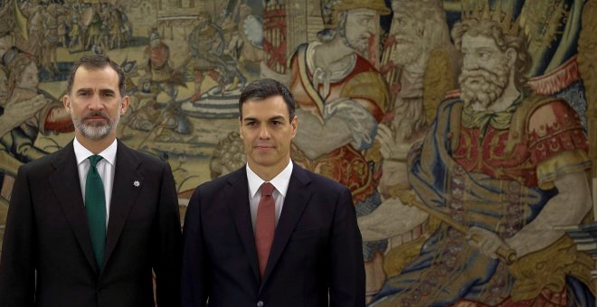 Pedro Sánchez se salta al rey con sus primeras consultas en La Moncloa