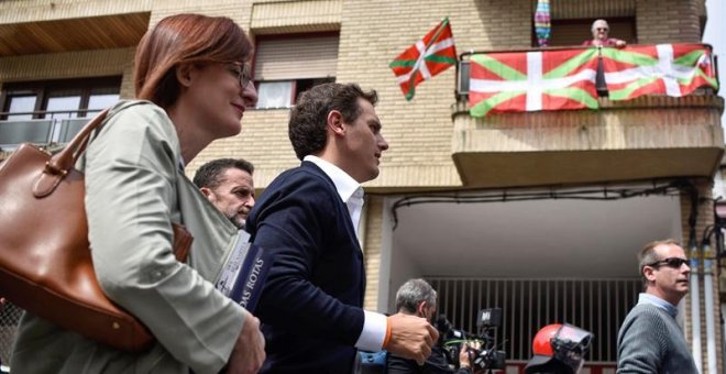 Ciudadanos tira la toalla: Rivera no protagonizará ningún acto en Euskadi