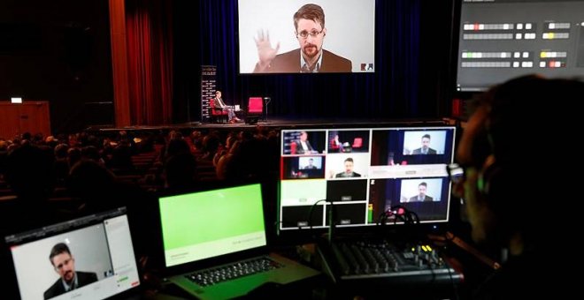 Seis razones por las que deberías leer el libro 'Vigilancia permanente' de Edward Snowden
