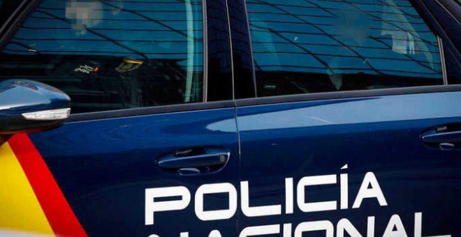 Una bala perdida de un tiroteo en Málaga mata a un anciano que estaba en casa