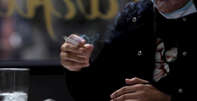 Madrid recurrirá la anulación de la orden que prohíbe fumar