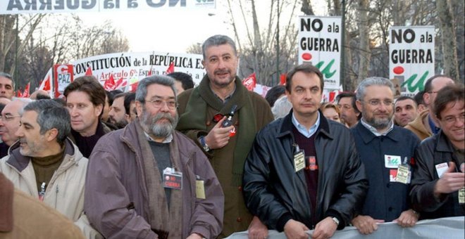 El Gobierno de Bush siguió de cerca el apoyo de Zapatero, Almodóvar, IU y sindicatos al "No a la guerra"