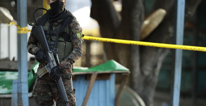 El Congreso salvadoreño decreta el régimen de excepción tras sufrir el día más violento de su historia reciente con 62 asesinatos