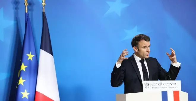 La peor crisis de Gobierno de Macron deja su liderazgo en Europa en mínimos