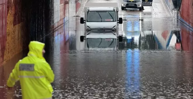 Las lluvias torrenciales provocan el cierre de colegios y espacios públicos en la comarca valenciana de la Ribera