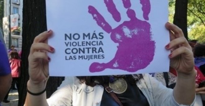 Acuerdo de mínimos contra la violencia de género tras seis meses de tensiones políticas