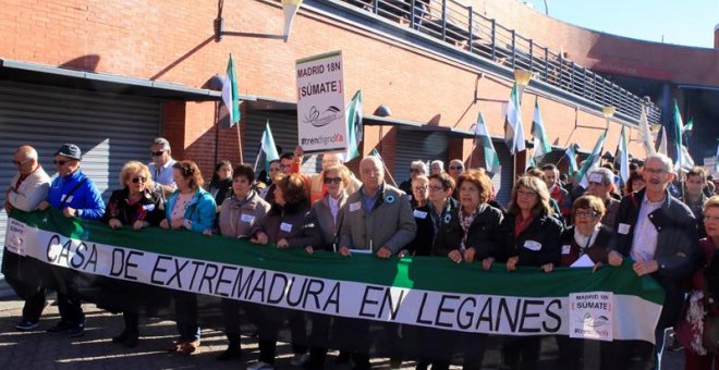 Vara eleva a 40.000 los asistentes a la protesta por el tren y acusa a la Delegación del Gobierno en Madrid de mentir