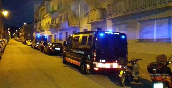 Los Mossos registran dos viviendas y detienen a dos personas en una operación contra el terrorismo yihadista en Barcelona