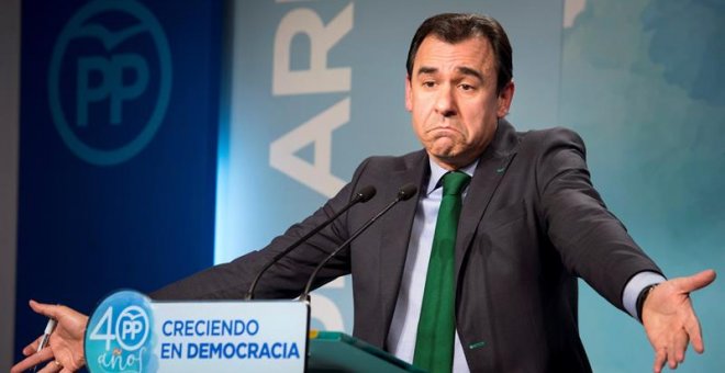 La doble vara del PP: apoya manifestarse por la prisión permanente pero critica a PSOE y Podemos por respaldar a los pensionistas