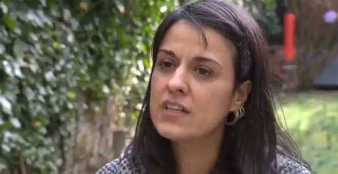 El juez Llarena dicta orden de búsqueda y captura de Anna Gabriel sólo en España