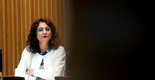 PP y PSOE vetan la comparecencia de la ministra de Hacienda por las revelaciones de Corinna