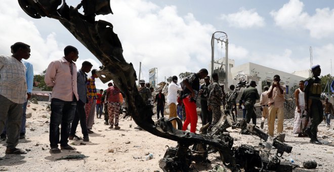Al menos siete muertos en dos explosiones en la capital de Somalia