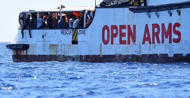 El Govern espanyol ofereix a l'Open Arms que desembarqui les persones rescatades a Palma o Maó