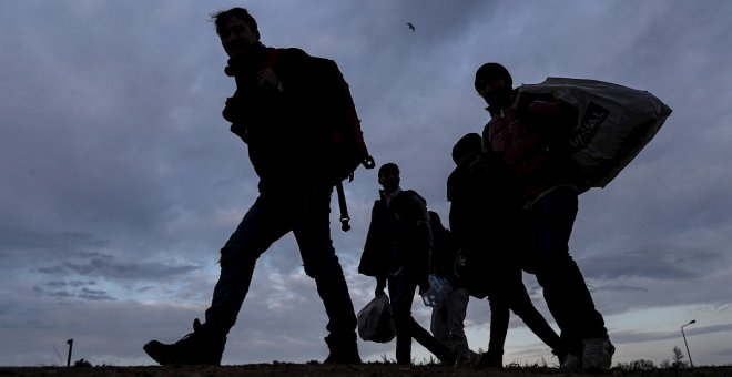 Socialistas, Verdes e Izquierda critican el trato de Grecia a los refugiados: "Es una página negra en la historia de la UE"