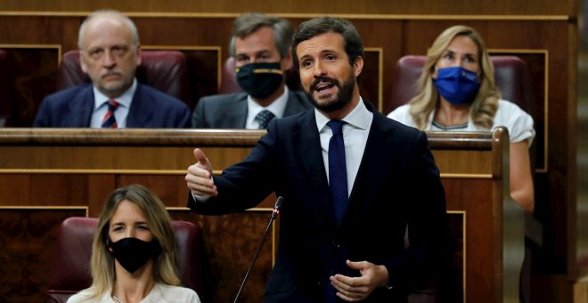 Casado dice que irá "a escuchar" a Sánchez pero no negociará los Presupuestos si no rompe con Podemos