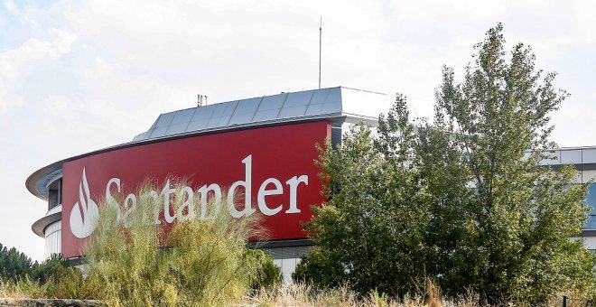 El Santander propone prejubilaciones a partir de los 55 años en su nuevo ERE