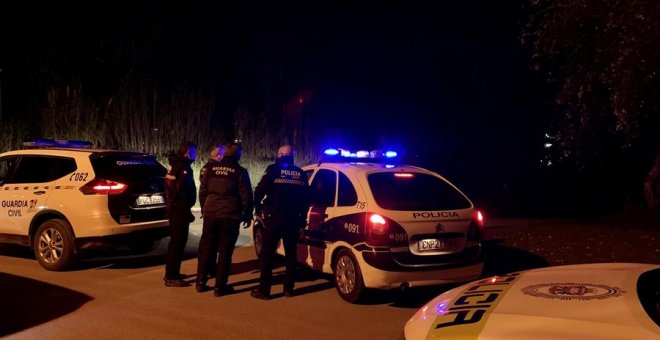 La Guardia Civil analiza el coche del hombre que atacó con ácido a dos mujeres en Málaga
