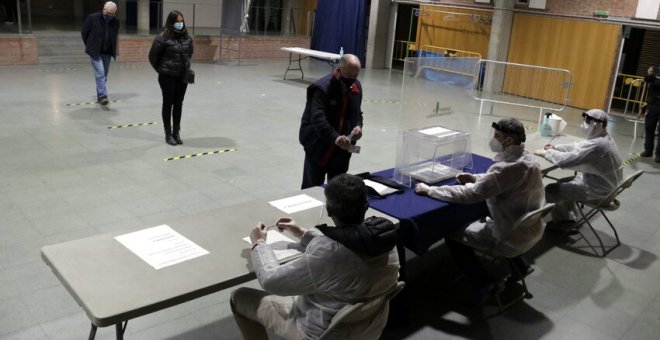 Arriba el 14-F, Catalunya afronta una jornada electoral incerta i una nit de recompte de vots d'infart