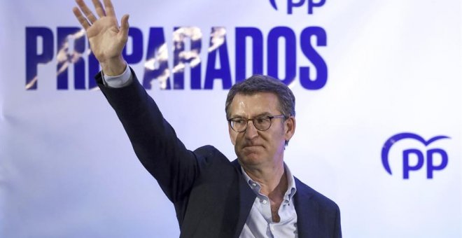 Feijóo emulará en su Congreso de Sevilla al Aznar de 1990 como líder absoluto del PP