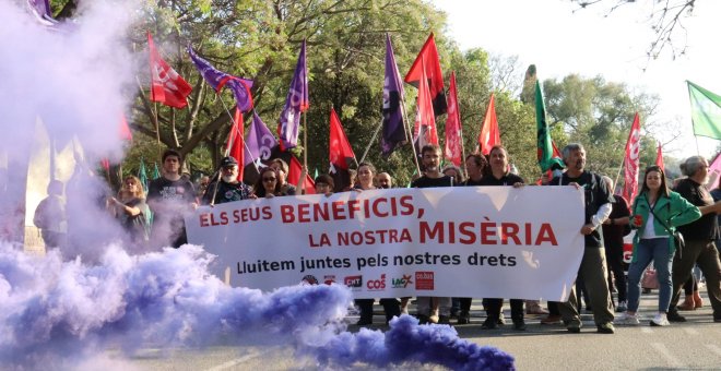 El sindicalisme alternatiu reuneix 5.000 persones l'1 de maig i denuncia "l'estafa en majúscules" de la reforma laboral