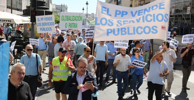 El sector del taxi se moviliza en Andalucía contra la nueva regulación de VTC que prepara el Gobierno de Moreno