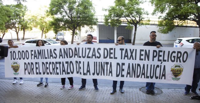 El taxi andaluz se moviliza contra la regulación del Gobierno de Moreno