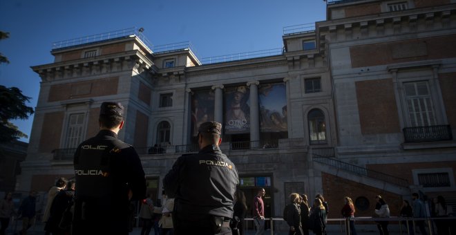 En libertad las cuatro personas detenidas por la protesta en el Museo del Prado
