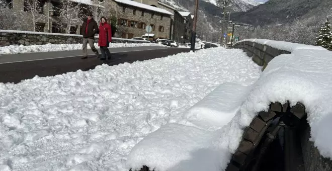 La nevada torna a enfarinar el Pirineu i Prepirineu, però sense acumular grans quantitats