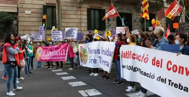 Les dones demanen més del 90% de les reduccions de jornada laboral per cura de fills a Catalunya